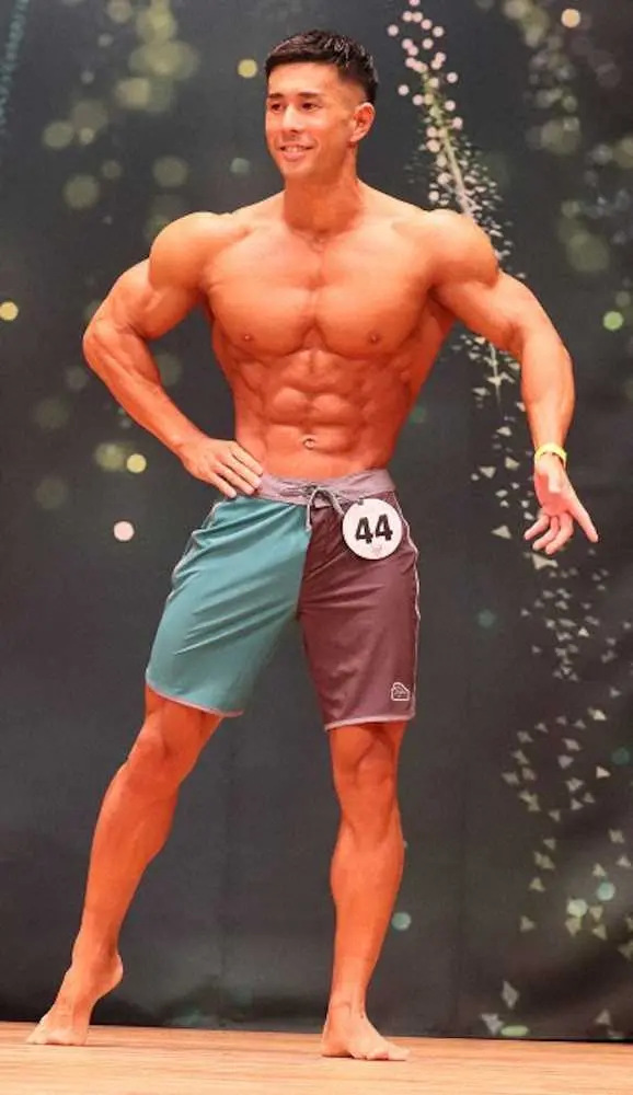 【画像・写真】メンズフィジークの部で優勝した伊吹主税