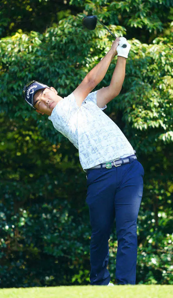 【画像・写真】世界基準の飛ばし屋・河本力、桂川有人をとらえて首位並走