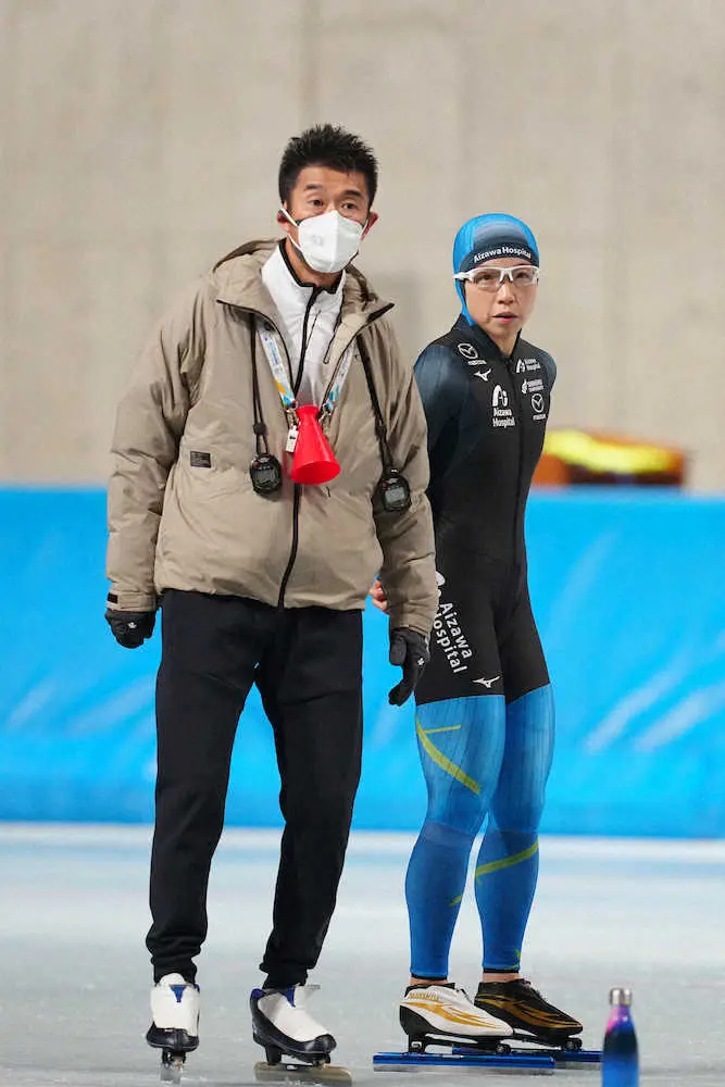 【画像・写真】小平ラストレースに恩師・結城コーチ「素晴らしいレースだった」　信州大入学時の05年から指導