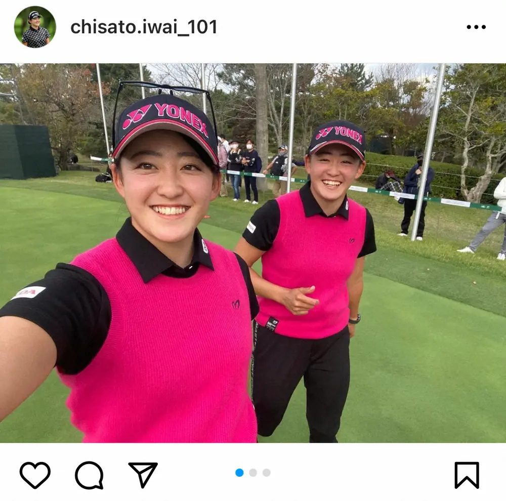 【画像・写真】“双子プロ”岩井千怜　姉・明愛とのお揃いベストコーデ披露に反響「まさに双子コーデ」「そっくり」の声