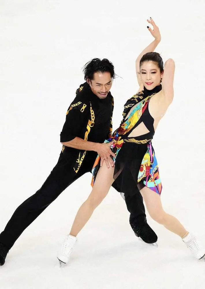 【画像・写真】アイスダンス“かなだい”RD自己新79・56点で首位　デニステンメモリアル