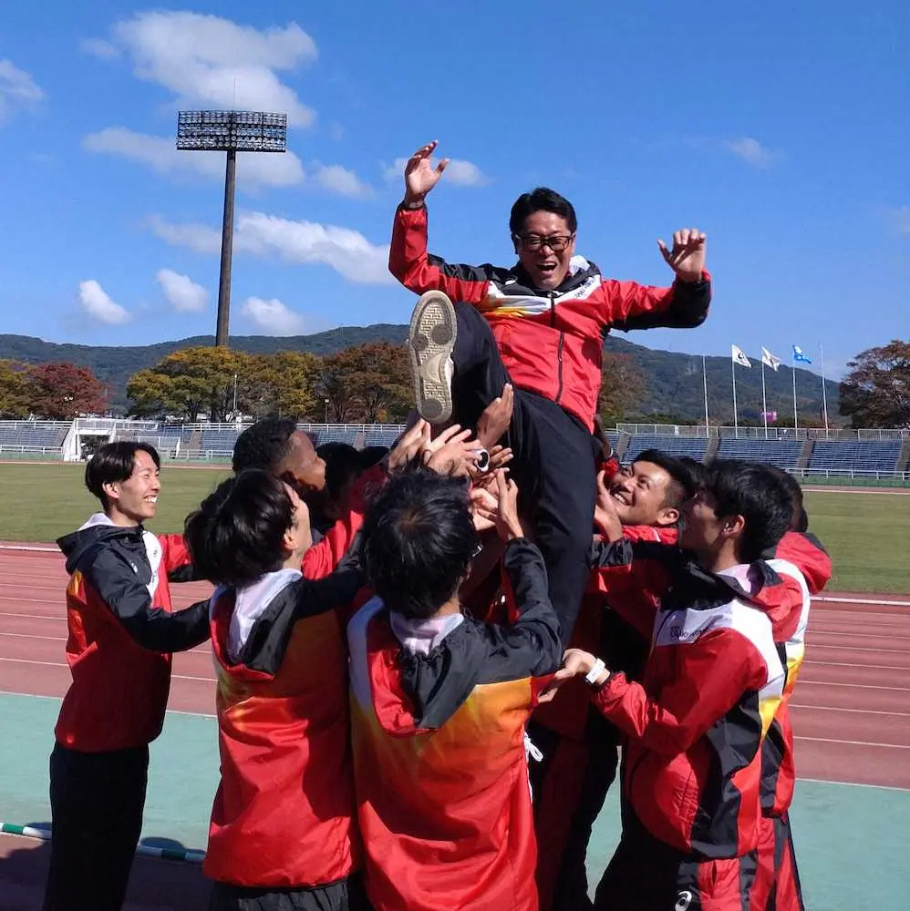 【画像・写真】黒崎播磨が初優勝　来年元旦のニューイヤー駅伝の切符をつかむ　1区から一度も首位譲らず