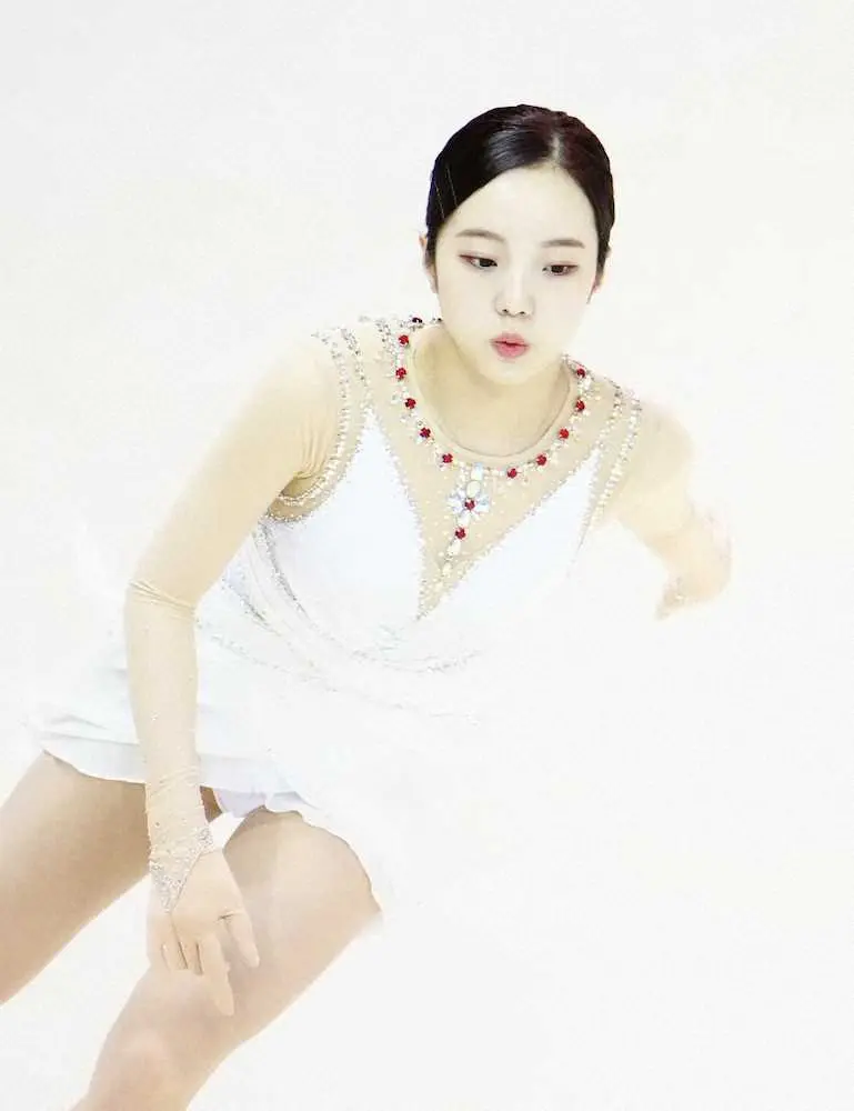 【画像・写真】本田真凜　全日本選手権へ「ベストな演技が出来る様、頑張り続けます」　キュートな靴下もチラ見せ