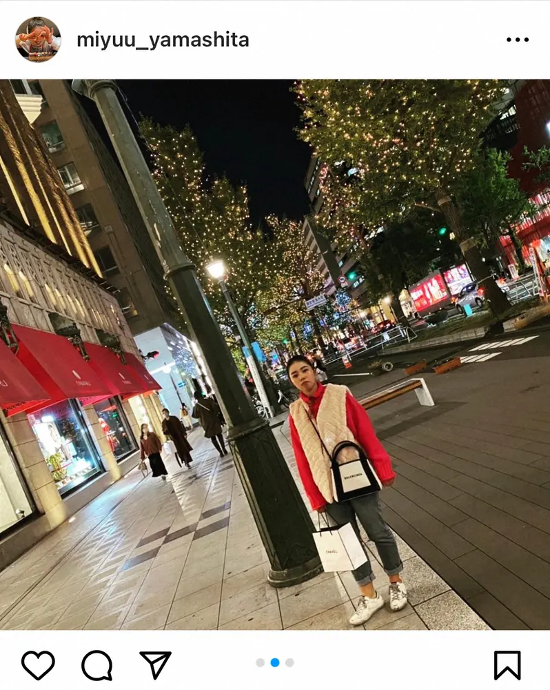 【画像・写真】女子ゴルフ山下美夢有　地元・大阪のイルミネーションを満喫　“私服姿”披露に「上品でいい感じ」