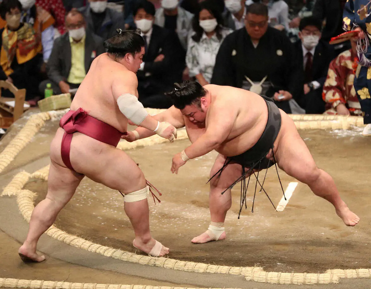 【画像・写真】横綱・照不在“戦国九州場所”翔猿が正代との長い攻防制し新三役1勝発進！貴景勝は大栄翔退ける