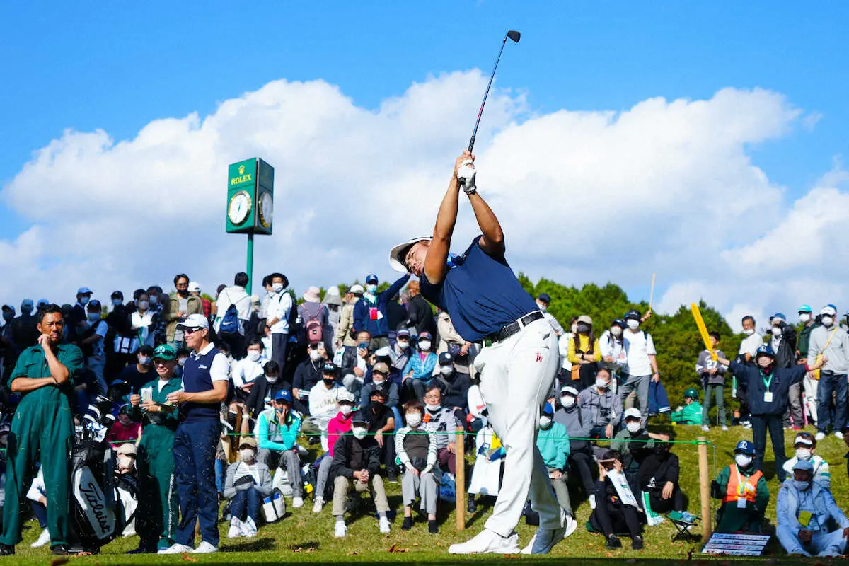 【画像・写真】蝉川　単独首位浮上！史上初プロ&アマ同一年Vと松山に並ぶプロ2戦目Vへ王手