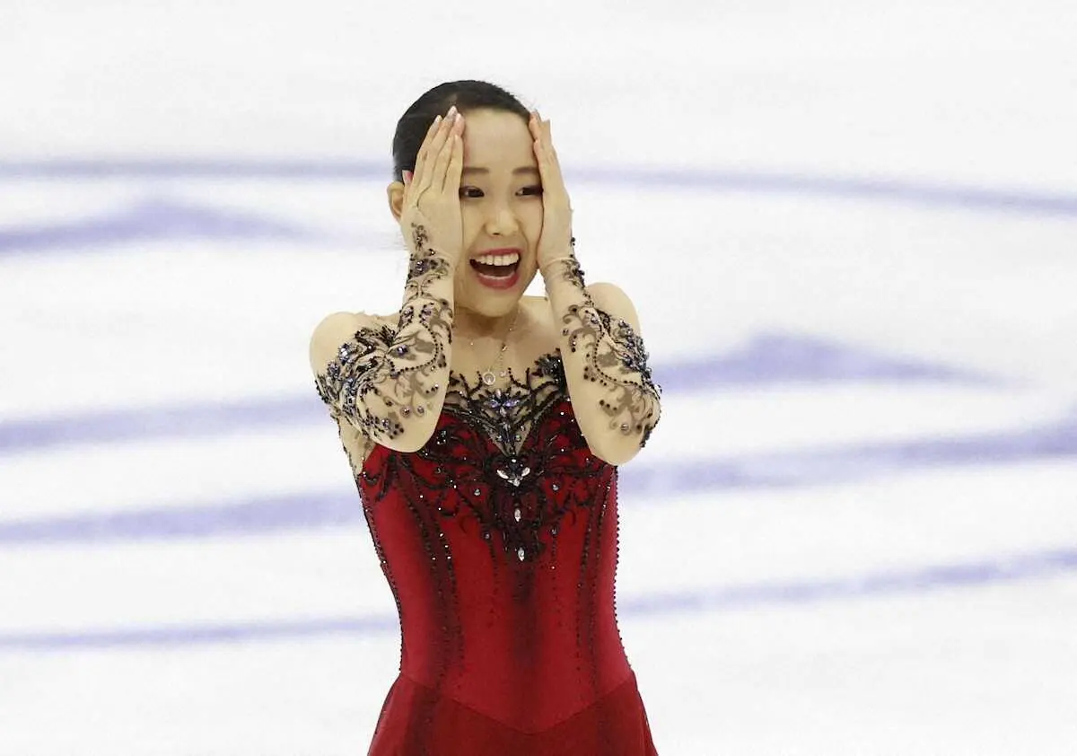 【画像・写真】GP初優勝の三原舞依「たくさんの方々がいてこその私」演技で伝えた感謝の思い