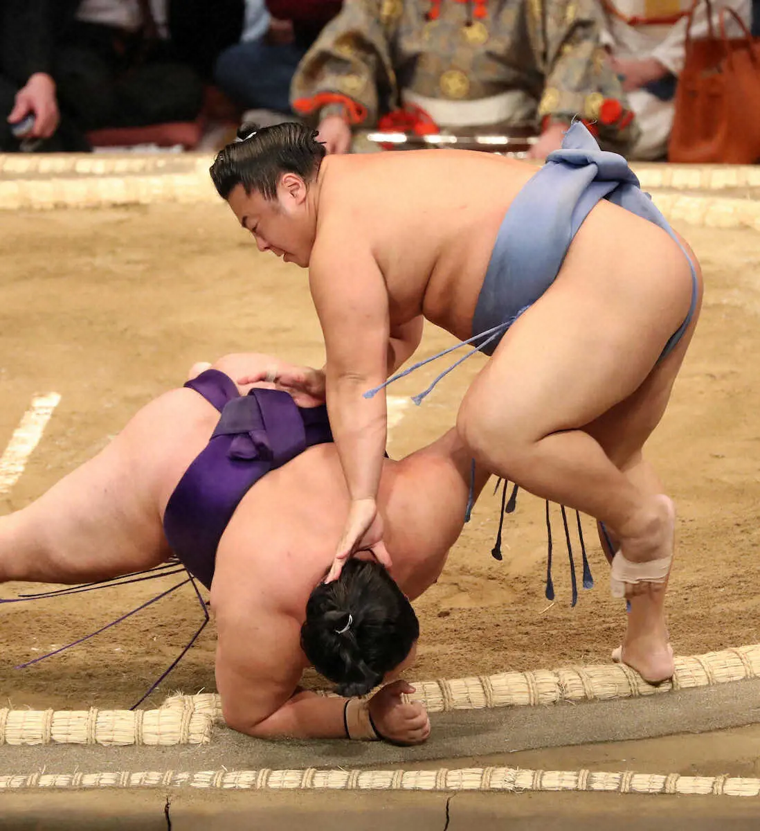 【画像・写真】新小結・翔猿が連勝　物言いつく際どい取組も「体は動いている」手応え