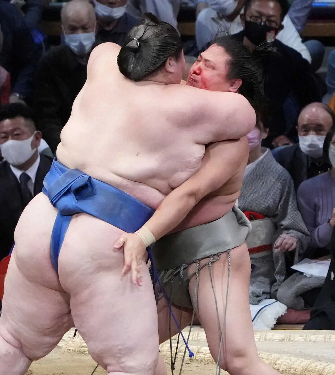 【画像・写真】【玉ノ井親方　視点】アップアップだった逸ノ城…212キロ逸ノ城が80キロ軽い若隆景に完敗