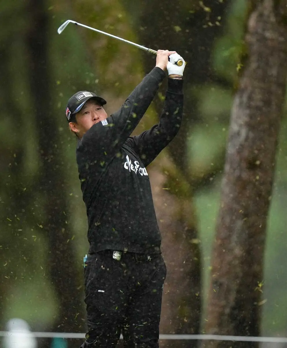 【画像・写真】大槻智春と佐藤大平が通算9アンダーで首位に並ぶ　ダンロップ・フェニックス第2日