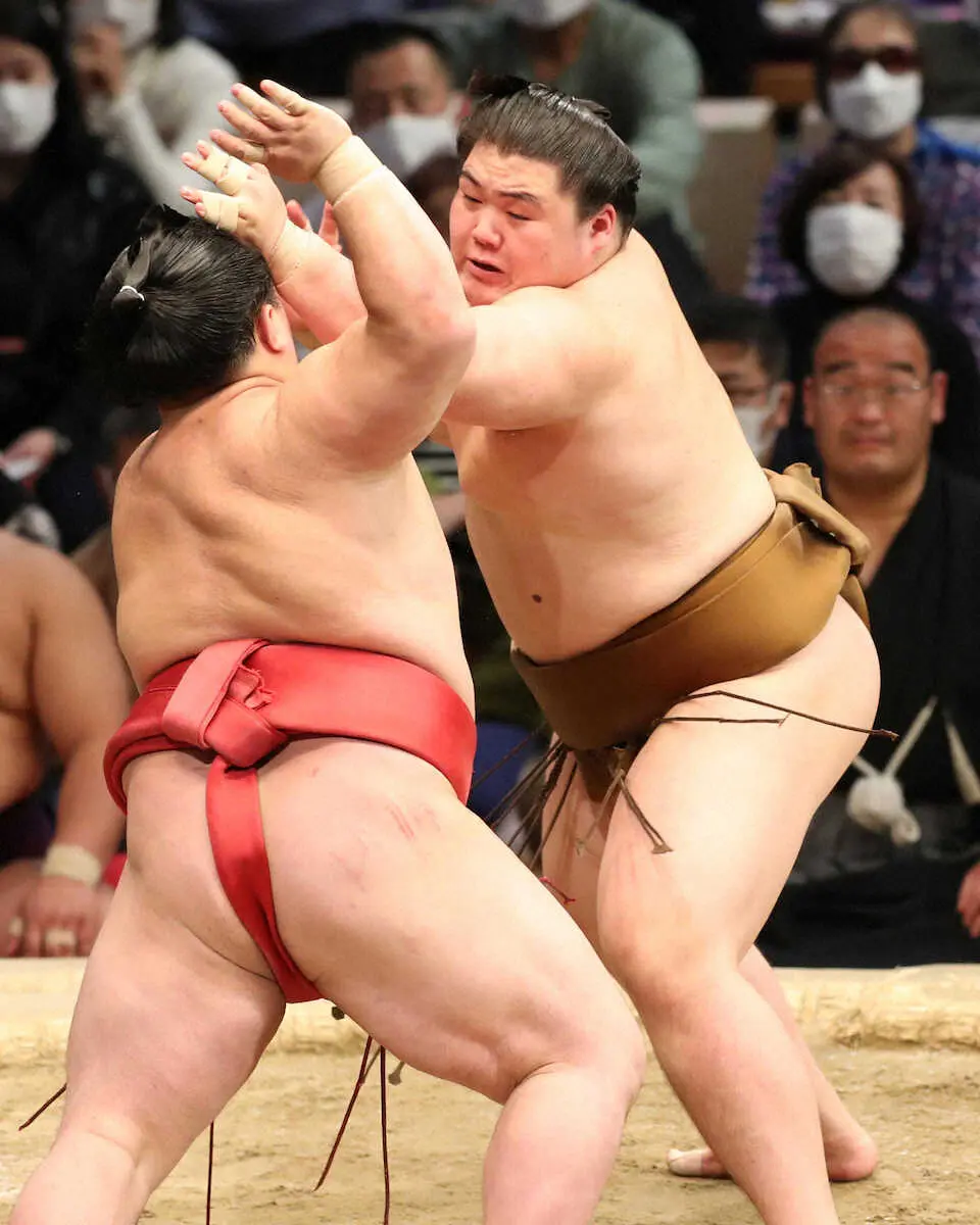 【画像・写真】王鵬　8連勝給金　祖父・大鵬に続くV視界