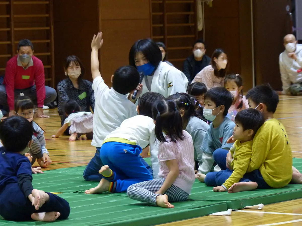 【画像・写真】08、16年五輪柔道メダリストの中村美里が親子向けイベント　原点は負けず嫌い　ケガもプラスに