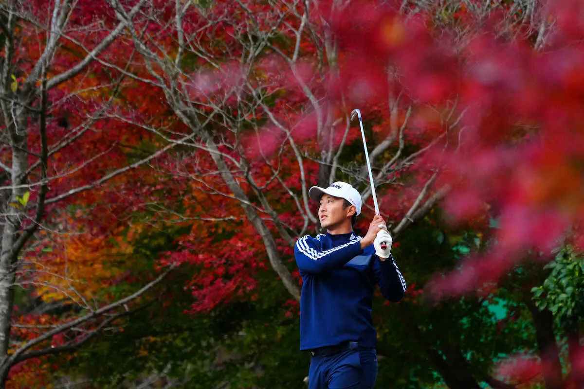 【画像・写真】岩崎亜久竜　悲願初Vへ1差3位！前週2位に続き好調キープ