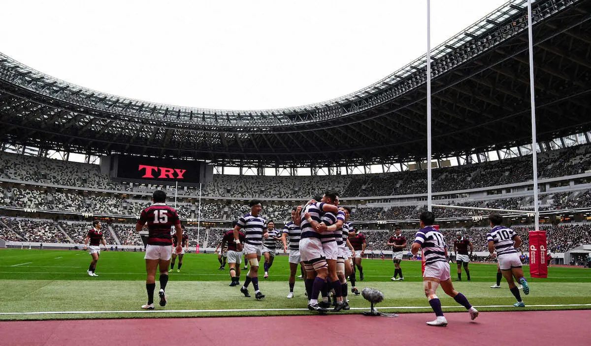 【画像・写真】国立で9季ぶり早明戦　明大5トライで快勝！観客3万5438人が後押し石田主将「自分たちの力になった」