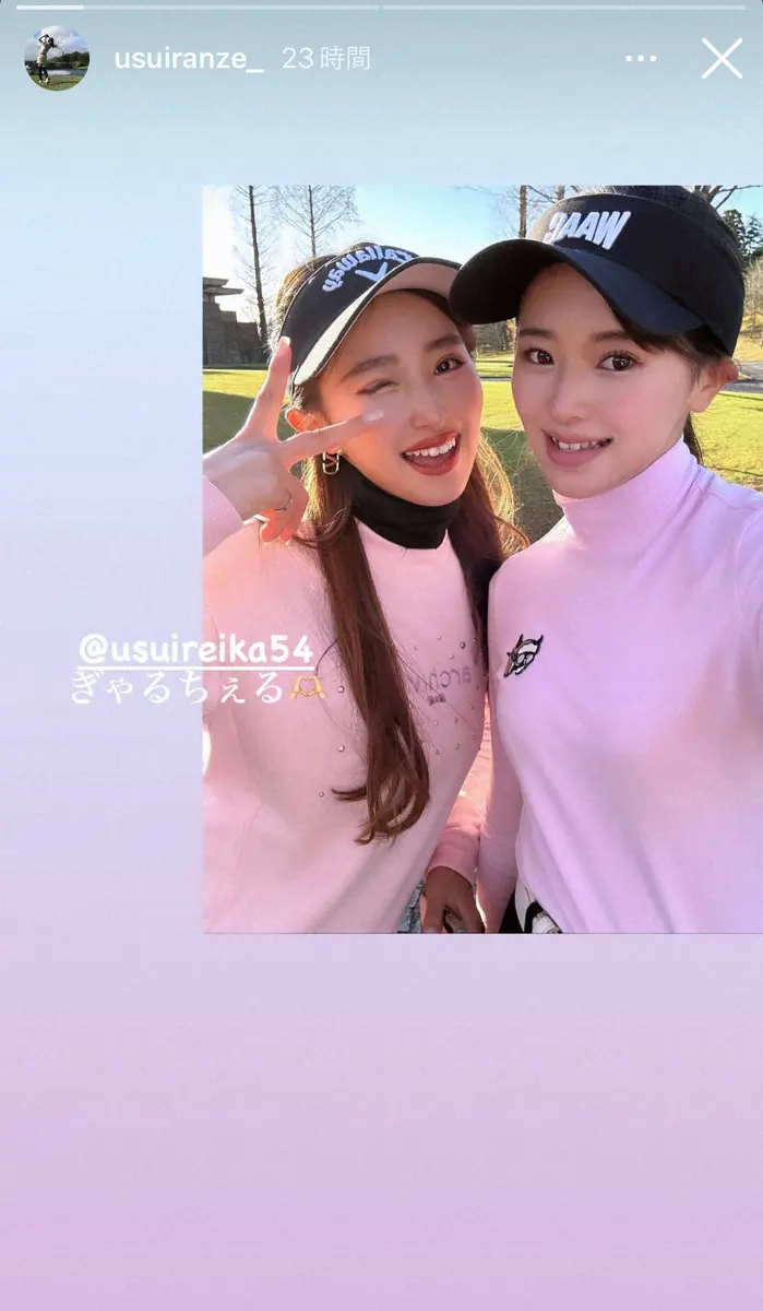 【画像・写真】女子ゴルフ臼井麗香　妹・蘭世とミニスカウエア姿の姉妹ショット公開「凄い美人姉妹」「やはり似てますね」