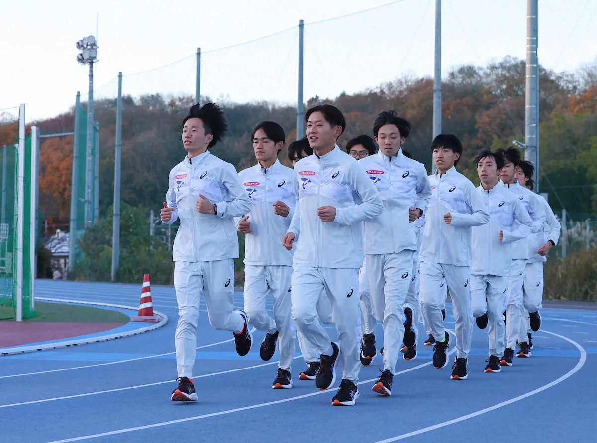 【画像・写真】帝京大は箱根総合5位以内目標　中野監督「心配ございません。総合力は上がっております」