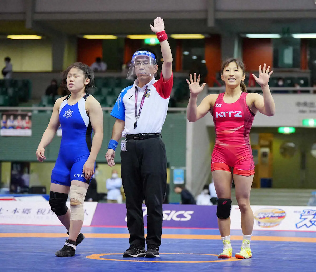 【画像・写真】須崎優衣が無失点V　22年の漢字は「成」レスリング全日本選手権