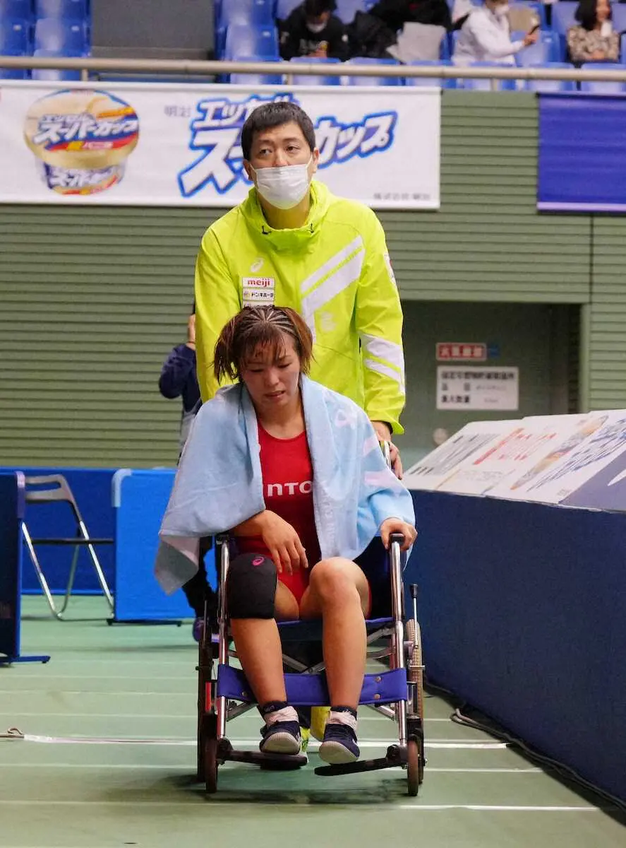 【画像・写真】五輪女王の川井友香子が3決を棄権　パリへ試練　レスリング全日本選手権