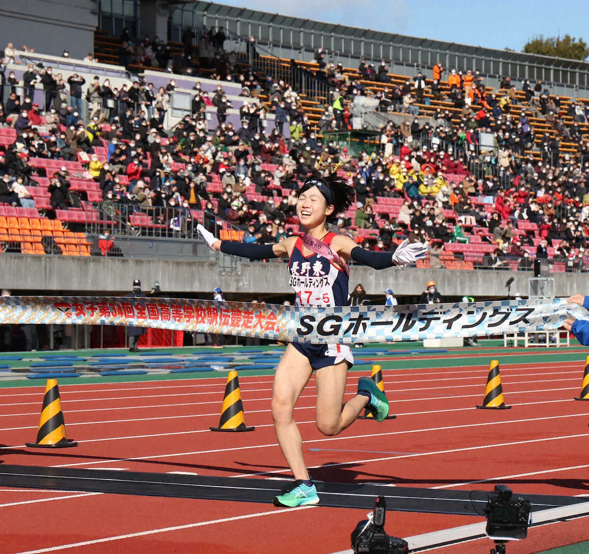 【画像・写真】女子・長野東　県勢初優勝　女王・仙台育英を最終5区・村岡が逆転