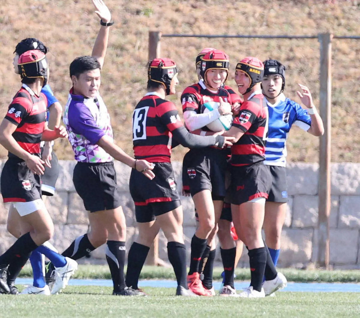 【画像・写真】【高校ラグビー】相撲トレ、黒沢尻北“どすこい1勝”　宇良好きの細田主将「体幹鍛えられた」