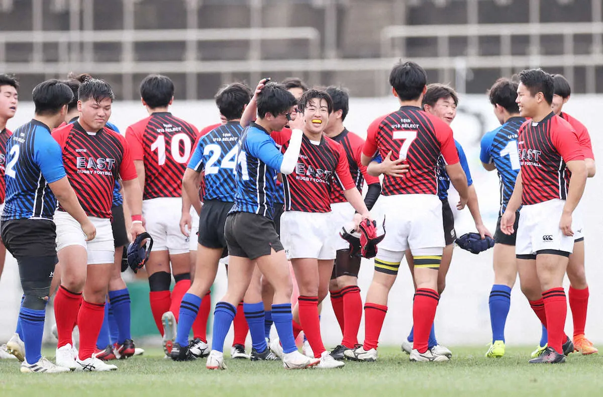 【画像・写真】【高校ラグビー】準決勝前に「U18合同チーム東西対抗戦」単独校で15人制に参加できなかった選手が奮闘