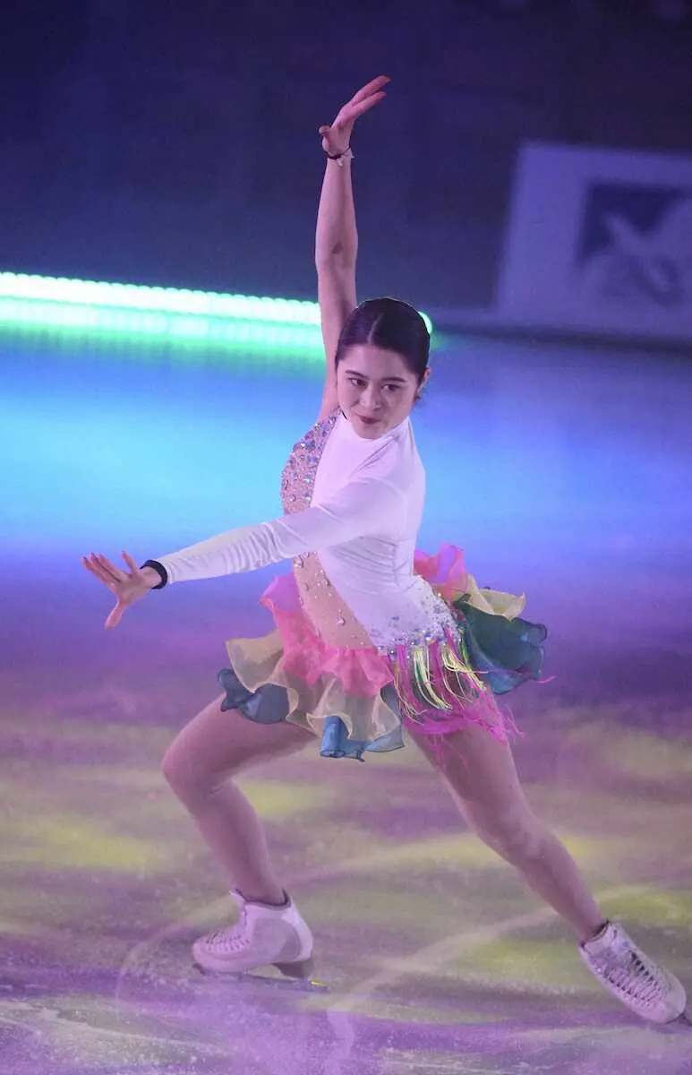 【画像・写真】宮原知子さん、カラフル衣装で初滑り　アイスショー公開リハ