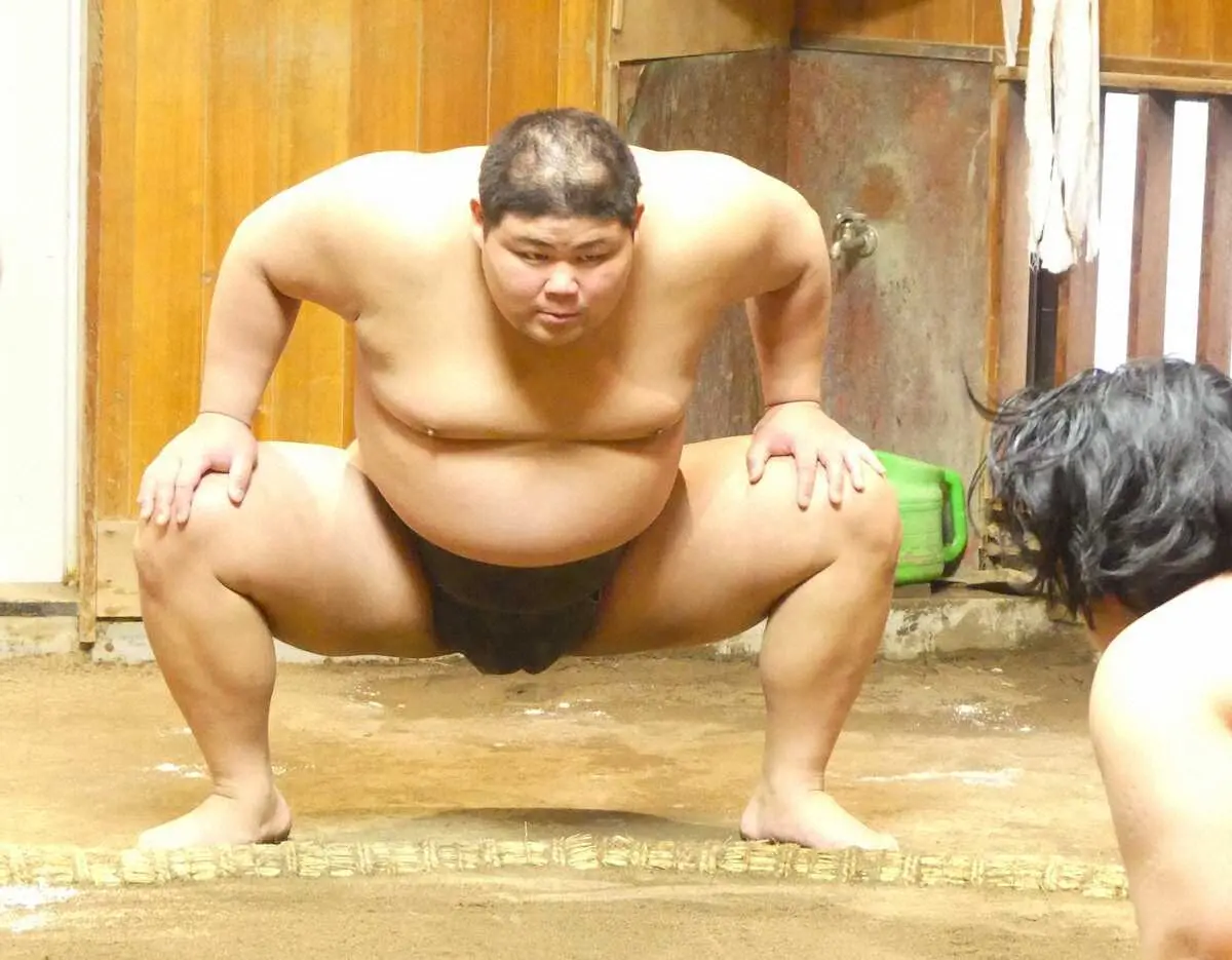 【画像・写真】幕下15枚目格付け出しの落合哲也　申し合い稽古で強さ発揮　デビュー場所へ「楽しみたい」
