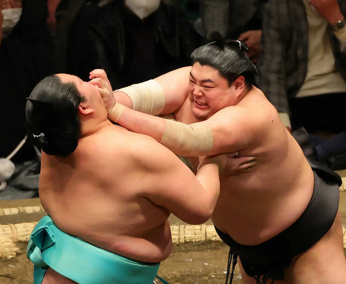 【画像・写真】貴景勝　新小結・若元春を撃破!横綱欠場＆一人大関の初場所で白星発進飾る