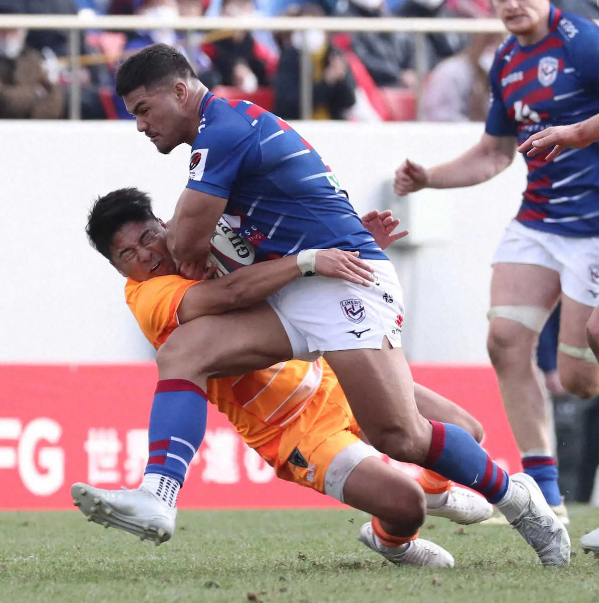【画像・写真】花園　大敗で開幕3連敗も　フィフィタCTBで戦列復帰、強烈タックルで見せ場つくった