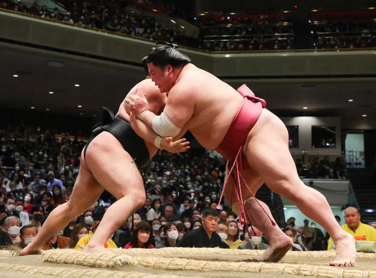 【画像・写真】大栄翔が連日の好内容で5勝目　4関脇総なめに続いて小結1人目撃破　混戦のV争い首位に並ぶ