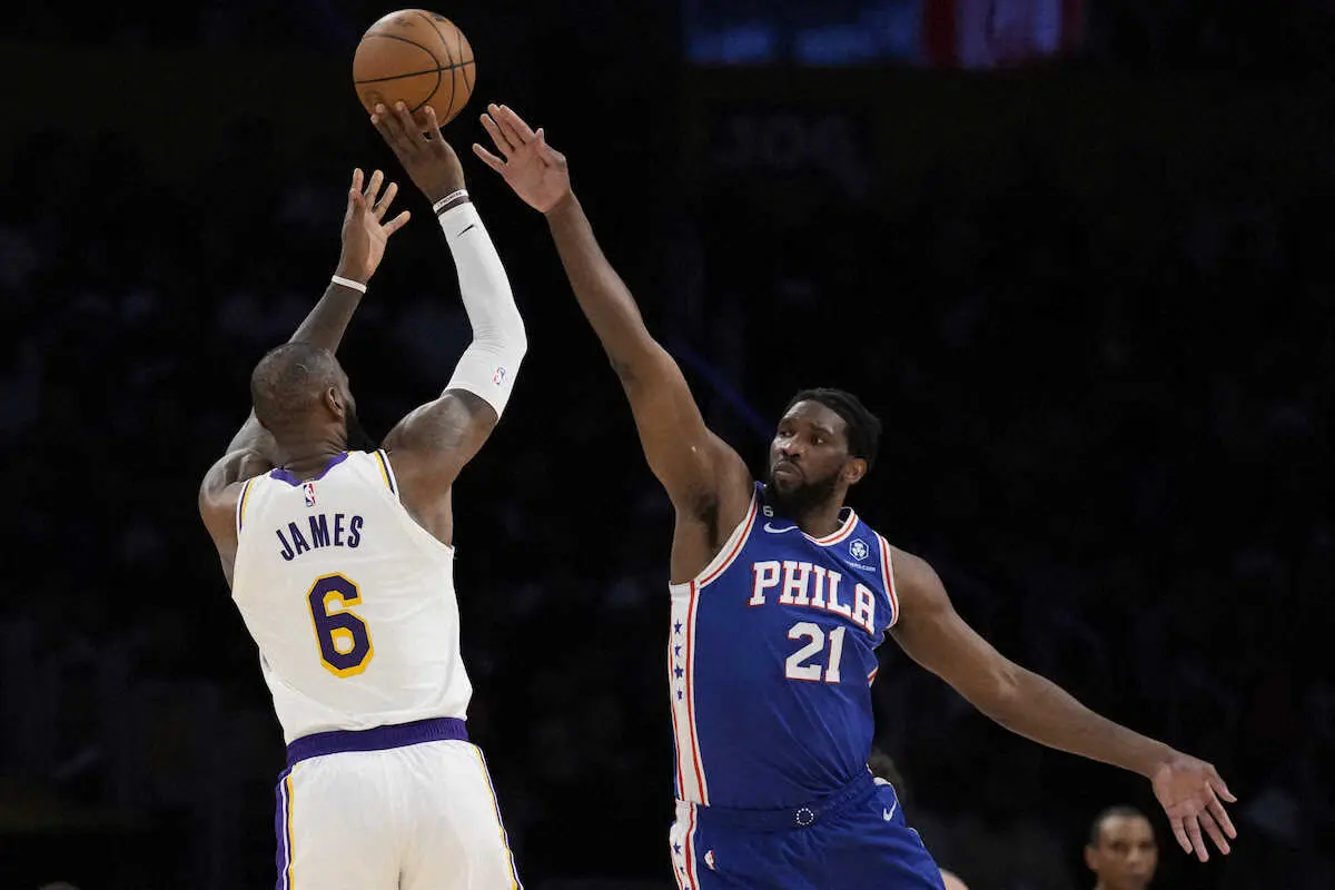 【画像・写真】レイカーズのジェームズが史上2人目の3万8000得点　最多記録まであと「363」　試合は1点差で惜敗