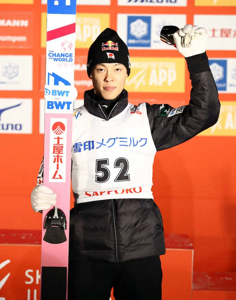 【画像・写真】陵侑　逆転3位で2戦連続表彰台　1回目11位も2回目にヒルサイズ超え「トータルで一番いいジャンプ」