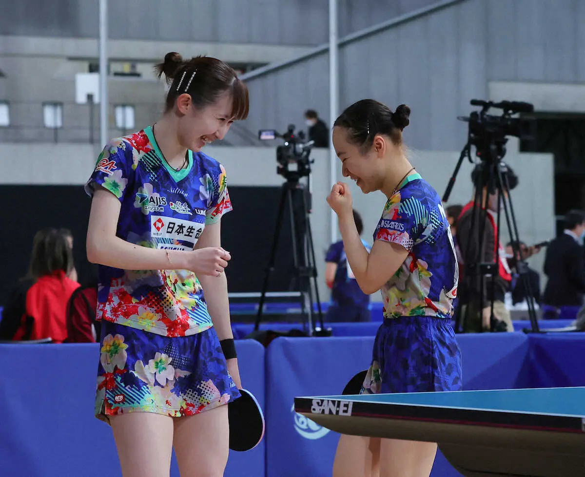 【画像・写真】史上初5連覇へ“みまひな”8強進出　第1ゲーム落とすも冷静に逆転