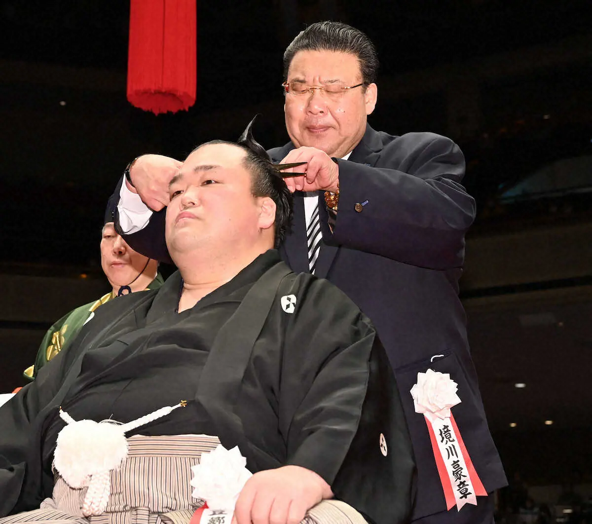 【画像・写真】「猛牛」の目にも大粒の涙…弟弟子だった響龍さんの「天国からの祝電」に、元豊響感極まる