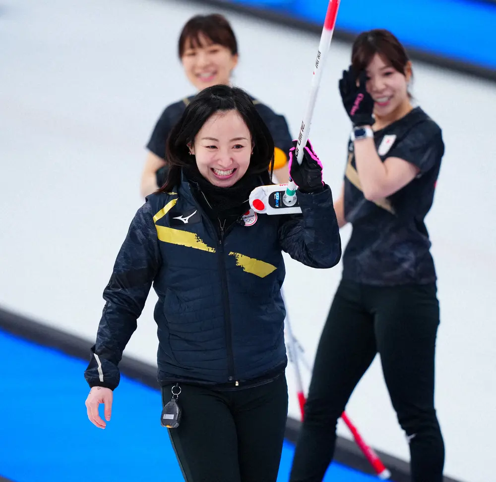 【画像・写真】連覇狙うロコ・ソラーレ地元で圧勝発進　藤沢「いいコミュニケーションがいいショットに」日本選手権初戦