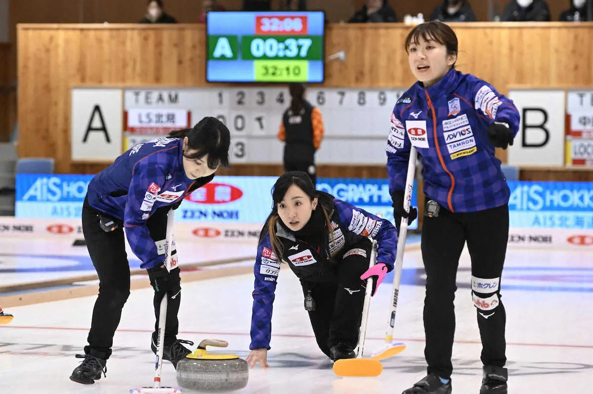 【画像・写真】ロコ・ソラーレ、首位通過で決勝へ　最終戦黒星も藤沢「ネガティブにならずに」