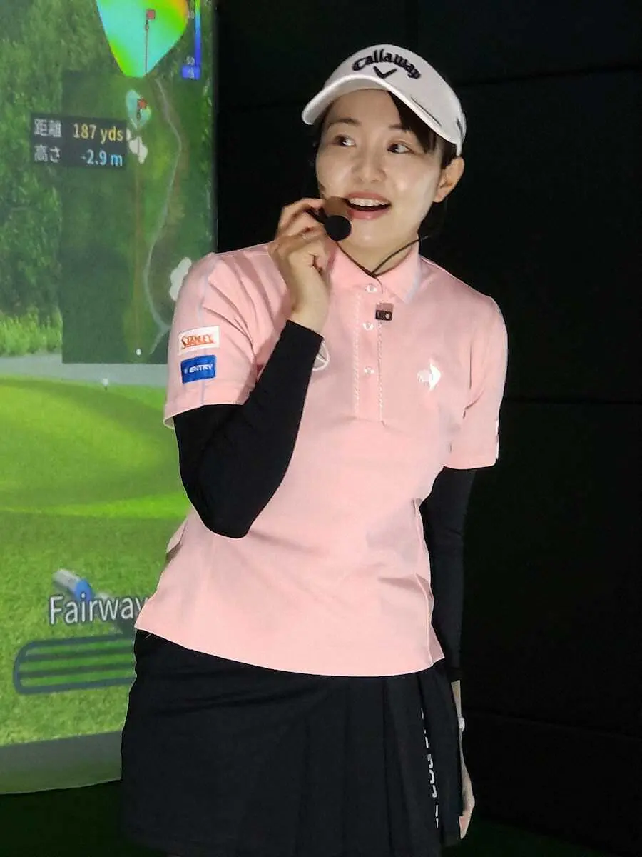 【画像・写真】三浦桃香がGOLFZONと契約　ミニスカートで約250ヤード飛ばして魅せた