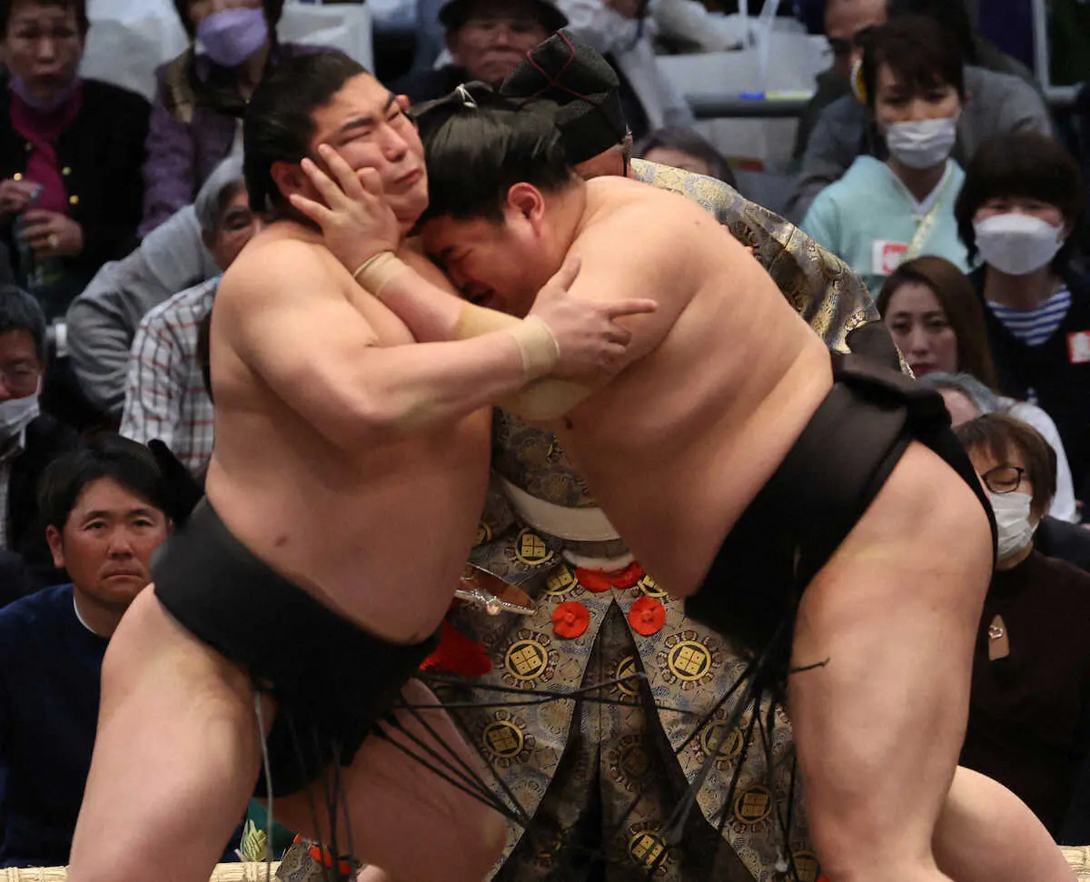 【画像・写真】若元春6勝目「1回も勝ったことがなかったので気合入った」親友・阿炎から初勝利