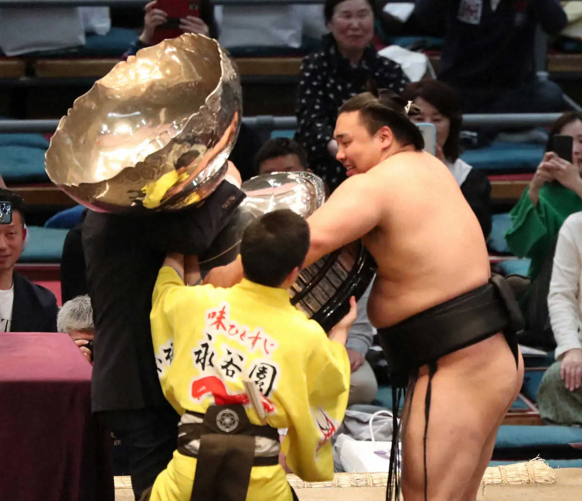 【画像・写真】二所ノ関親方が春場所総括　霧馬山に賜杯もたらした立ち合い　夏場所で大関獲りへ“自分の形”を