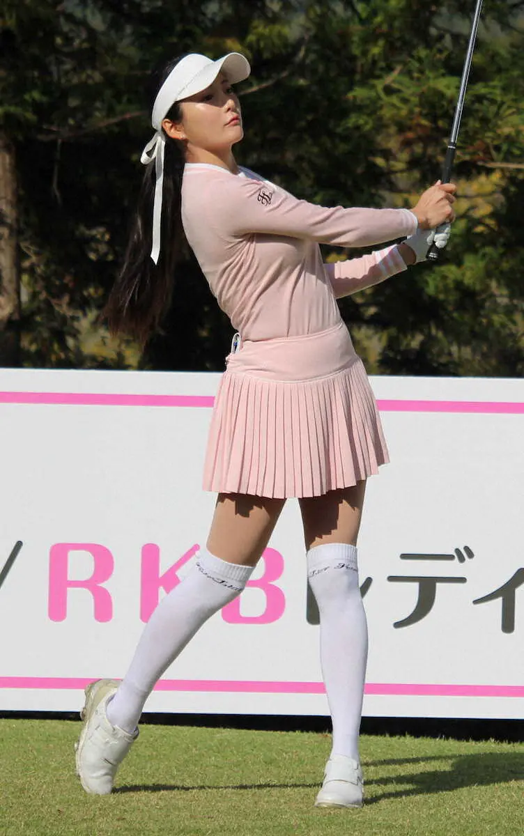 【画像・写真】韓国出身の美人ルーキー、ジョン・ジュは7オーバーと出遅れ　女子下部ツアー