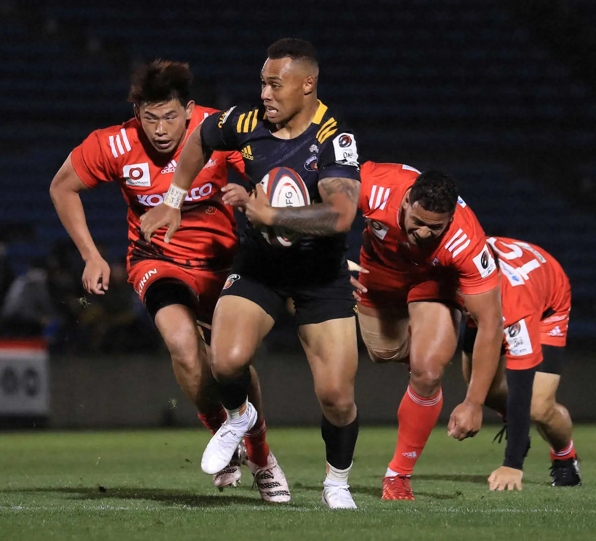 【画像・写真】東京SG　3連勝でプレーオフへ大きく前進　リー、逆転PG呼ぶ強烈タックルでPOM選出