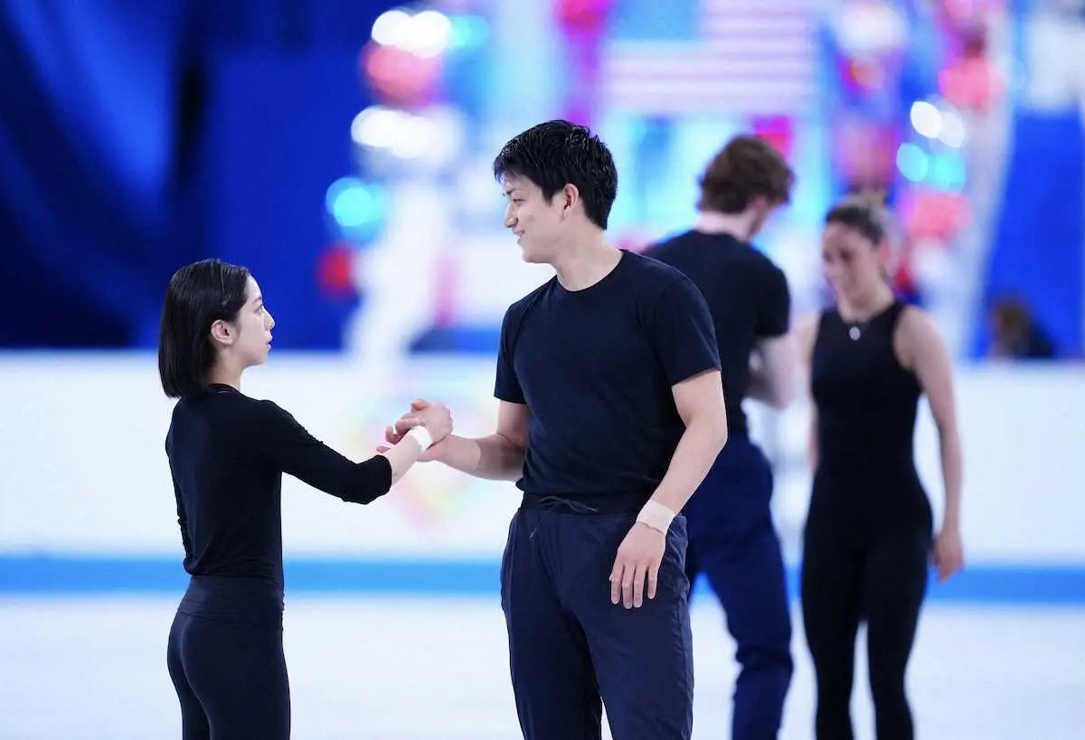 【画像・写真】“りくりゅう”軽快調整　14日にペアSP　世界国別対抗戦