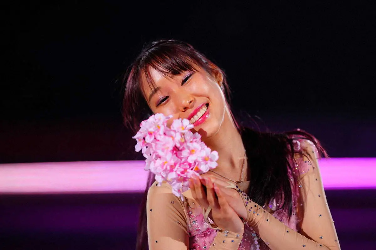 【画像・写真】三原舞依、満開笑顔で「さくら」舞い　世界国別対抗戦Ex