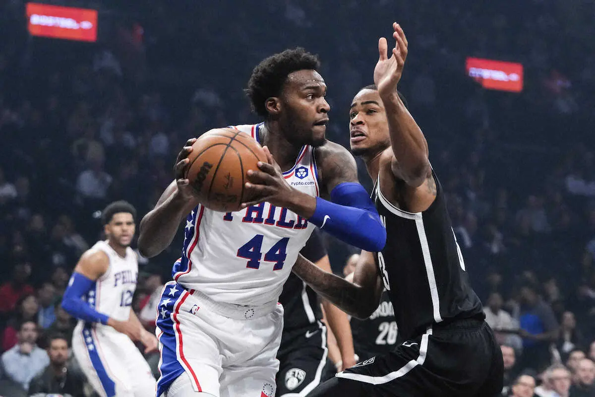 【画像・写真】エンビードに代わって先発で起用された76ersのリード（AP）