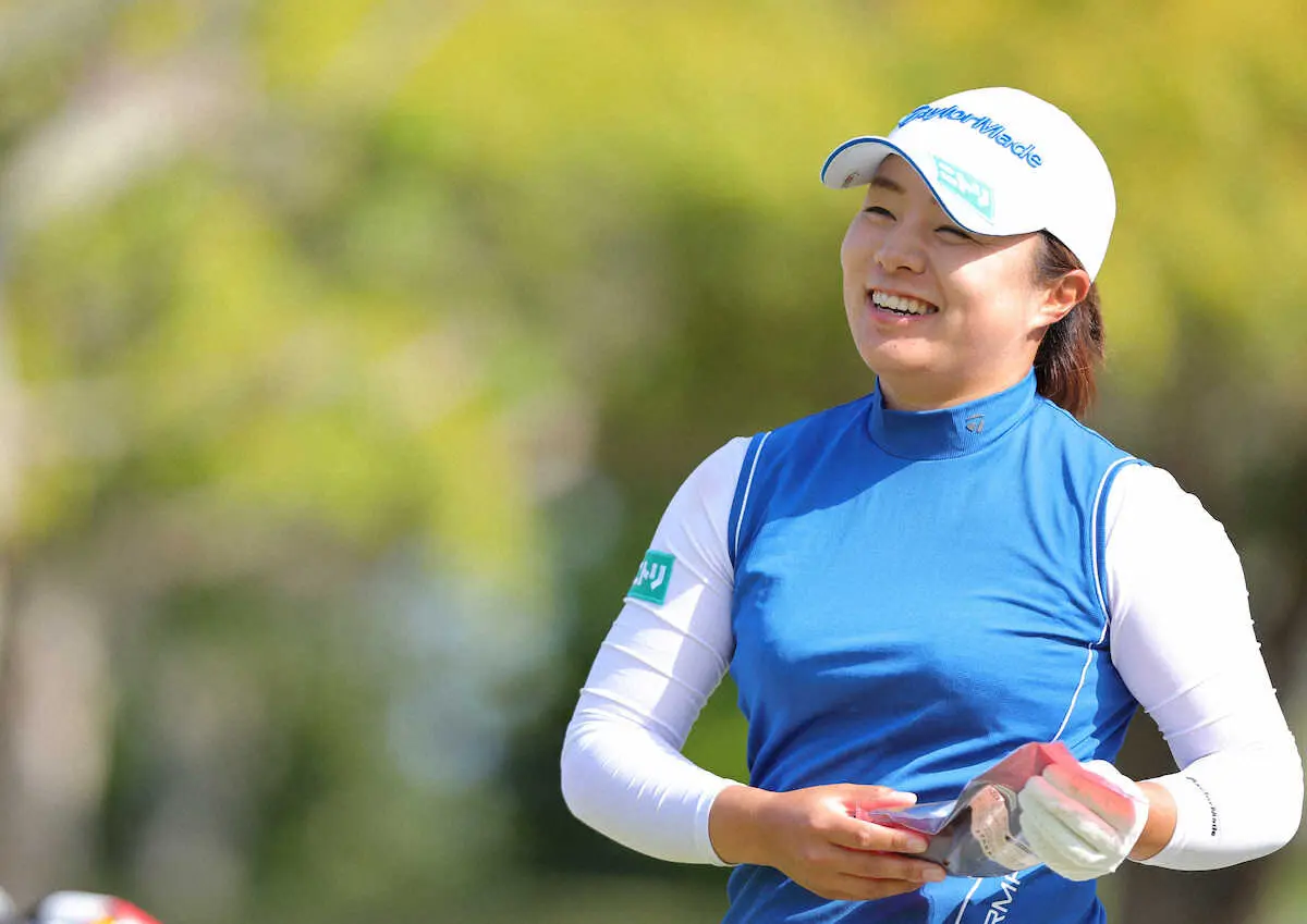 【画像・写真】誕生日コンビ好スタート　36歳吉田弓が首位　28歳永峰は3位