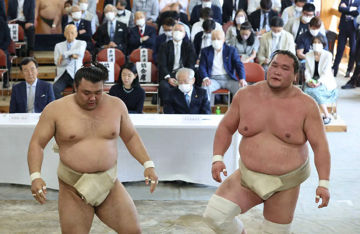 【画像・写真】【横審稽古総見】照ノ富士が充実の10番「よくなってきた」八角理事長「戻ってきている印象はあるけど…」