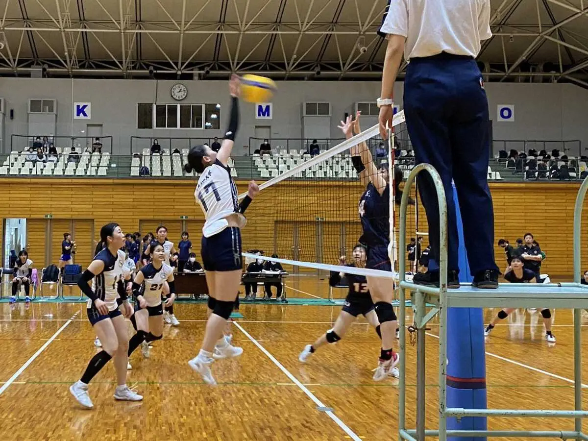 【画像・写真】関西学生バレー　男子は近大、同大、天理大が無敗キープ　女子は神戸親和大が開幕8連勝