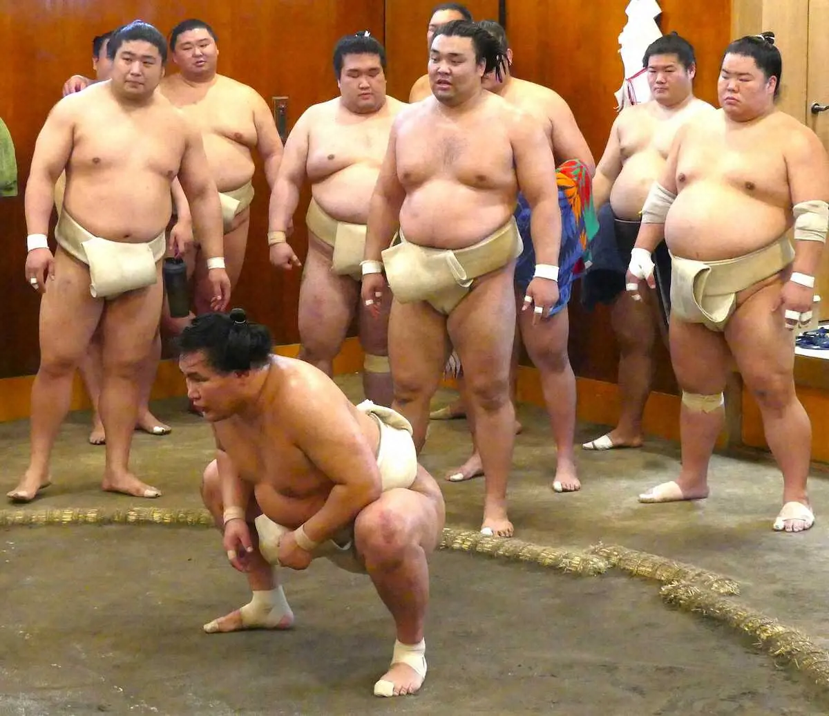 【画像・写真】豊昇龍「アツくなっちゃったね」ライバル・霧馬山に闘志むき出し　申し合いで何度も「もう一丁！」