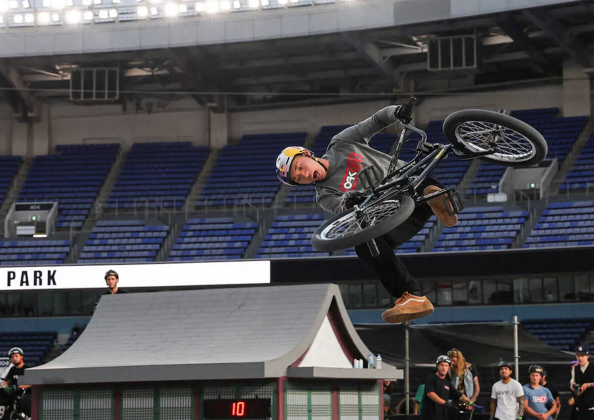 【画像・写真】BMX世界王者・中村輪夢「もうちょっと攻められる」余力残し7位発進