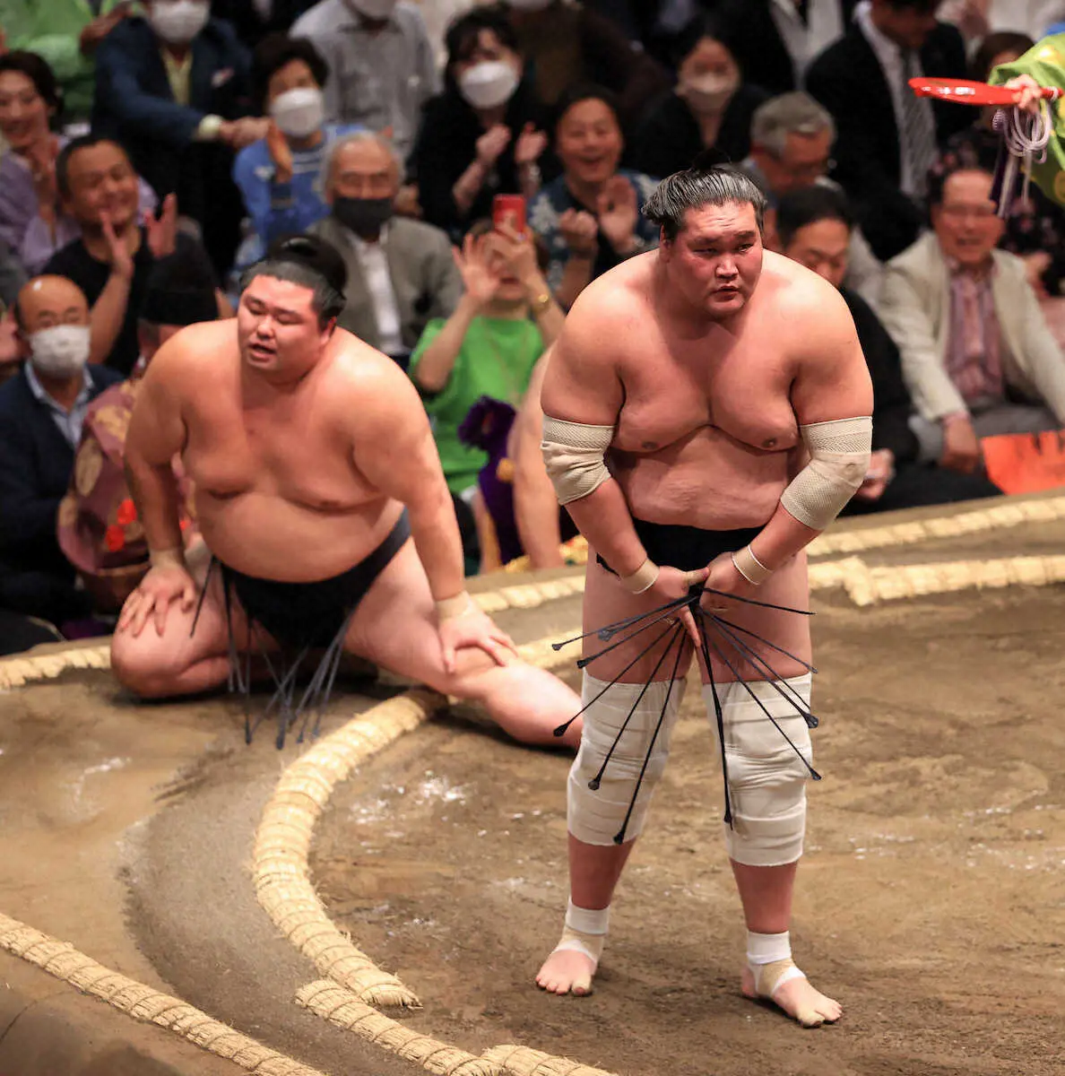 【画像・写真】横綱・照ノ富士　昨年秋場所以来237日ぶり出場で白星発進!カド番・貴景勝も白星飾る